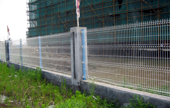 锌钢护栏的美好来自于他与建筑物的完美组合