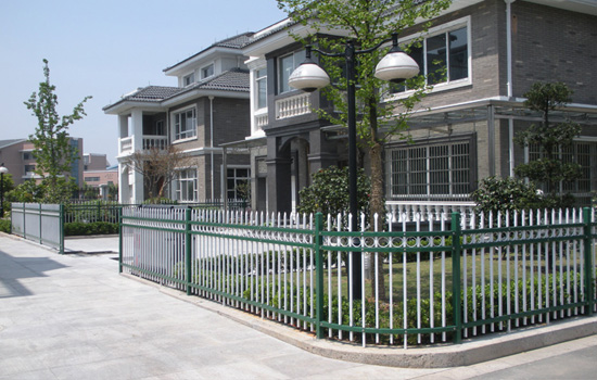 波形护栏网有什么特点