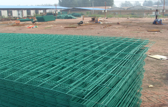 安装公路护栏网的要求