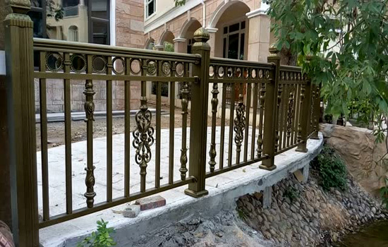 铁皮围挡在建设期间其应该符合怎样的要求