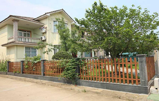 编织护栏网片边缘如何防止脱落呢