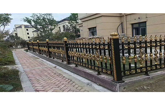 隔离栅的安装与施工方法